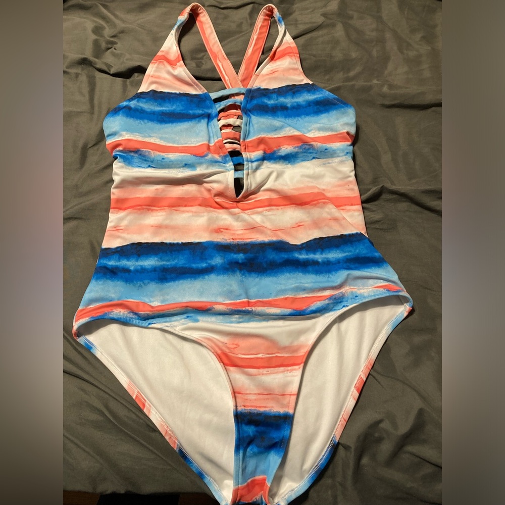 Guc large bathing suit